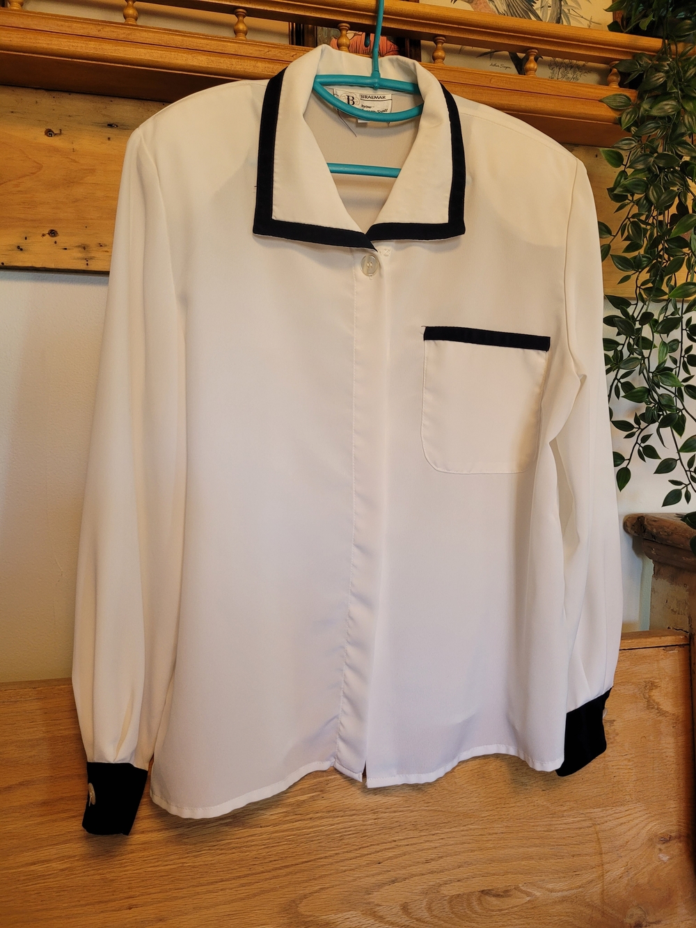 Vintage Braemar Classic Contrast-Trim White Blouse